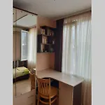 самостоятелен на брега на морето Daire *