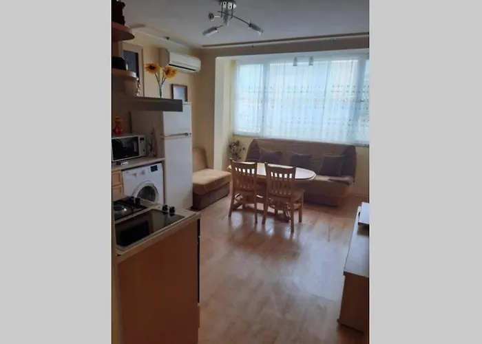 Lejlighed самостоятелен на брега на морето Obzor